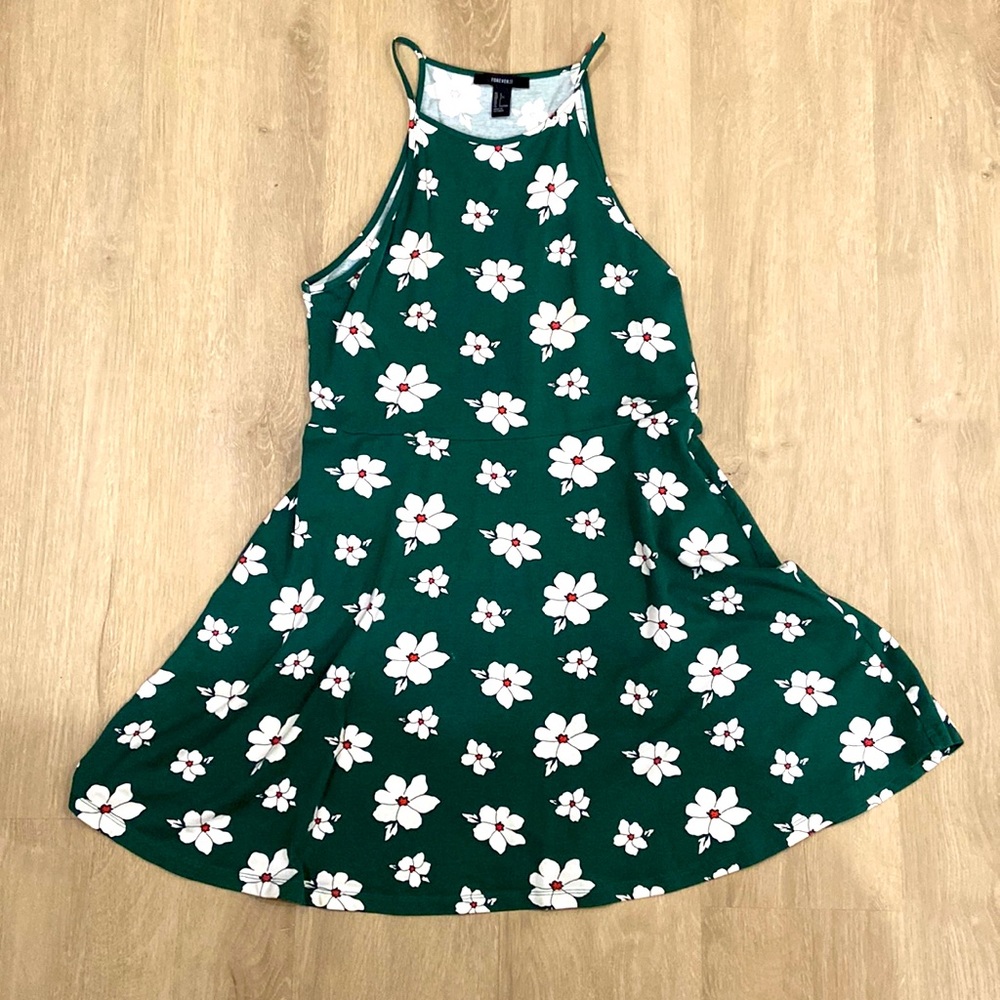Green white daisy halter skater dress L